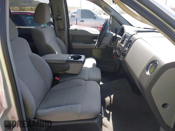 2008 Ford F-150 XLT with VIN 1FTPW12V08KB19646, listed as a IAAI auction lot 42162216 with 173,759 mi miles. Bid and sale history available at carsss.com. Image 5.
