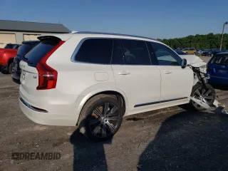 2024 Volvo XC90 Ultimate Bright Theme with VIN YV4062PFXR1211067, listed as a Copart auction lot 64887724 with 0 mi miles and Salvage Title. Bid and sale history available at carsss.com. Image 3.