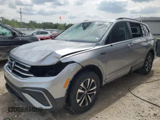 2024 Volkswagen Tiguan S with VIN 3VVFB7AX6RM041804, listed as a Copart auction lot 56154135 with 43,515 mi miles and Clean Title. Bid and sale history available at DreamBid. Image 1.