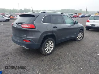 2017 Jeep Cherokee High Altitude z VIN 1C4PJMDS9HW561269, wystawiony jako IAAI lot #42245556 z przebiegiem 110 772 mil mil oraz . Historia ofert i sprzedaży dostępna na DreamBid. Obrazek 4.