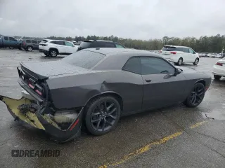 2020 Dodge Challenger SXT with VIN 2C3CDZAG8LH176915, listed as a Copart auction lot 50257645 with 43,787 mi miles and Salvage Title. Bid and sale history available at DreamBid. Image 3.