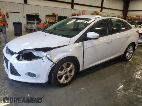2014 Ford Focus SE with VIN 1FADP3F25EL449810, listed as a Copart auction lot 73174364 with 140,031 mi miles and Salvage Title. Bid and sale history available at DreamBid. Image 1.