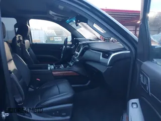 2015 Chevrolet Tahoe LTZ z VIN 1GNSKCKC5FR213209, wystawiony jako IAAI lot #41023368 z przebiegiem Nie podano mil oraz . Historia ofert i sprzedaży dostępna na DreamBid. Obrazek 5.