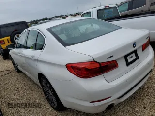 2020 BMW 5 Series z VIN WBAJB1C01LCE63543, wystawiony jako Copart lot #67312782 z przebiegiem 16 121 mil mil oraz . Historia ofert i sprzedaży dostępna na DreamBid. Obrazek 3.