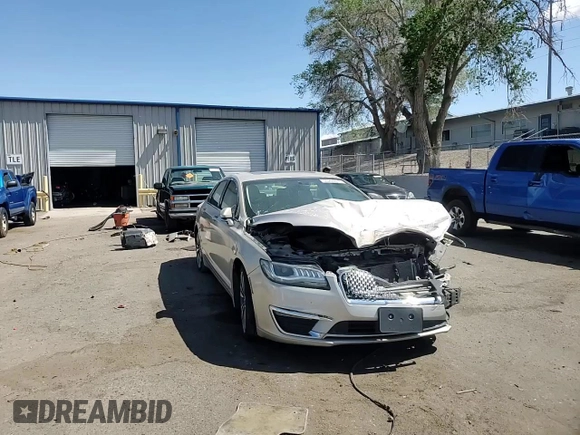 2017 Lincoln MKZ Hybrid Reserve z VIN 3LN6L5MU7HR609878, wystawiony jako Copart lot #55265635 z przebiegiem 81 431 mil mil oraz Szkoda całkowita • Salvage title. Historia ofert i sprzedaży dostępna na DreamBid. Obrazek 14.
