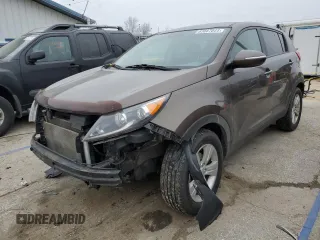2013 Kia Sportage LX with VIN KNDPB3A29D7365641, listed as a Copart auction lot 83667044 with 135,085 mi miles and Salvage Title. Bid and sale history available at carsss.com. Image 1.