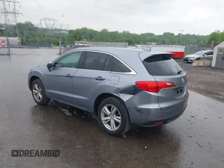 2013 Acura RDX Technology z VIN 5J8TB4H57DL005653, wystawiony jako IAAI lot #42241967 z przebiegiem 185 213 mil mil oraz . Historia ofert i sprzedaży dostępna na DreamBid. Obrazek 3.