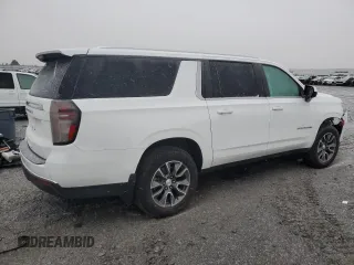 2023 Chevrolet Suburban LS z VIN 1GNSKBKD7PR264540, wystawiony jako Copart lot #84848104 z przebiegiem 18 963 mil mil oraz Szkoda całkowita • Salvage title. Historia ofert i sprzedaży dostępna na DreamBid. Obrazek 3.