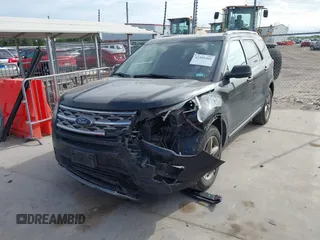 2018 Ford Explorer XLT с VIN 1FM5K7D83JGA97580, выставлен на аукционе IAAI как лот 42302466 с пробегом 153 546 миль миль и . История ставок и продаж доступна на DreamBid. Изображение 17.