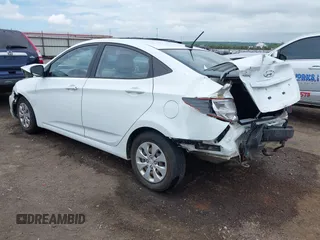 2016 Hyundai Accent SE z VIN KMHCT4AE4GU966212, wystawiony jako IAAI lot #42117073 z przebiegiem 113 751 mil mil oraz . Historia ofert i sprzedaży dostępna na DreamBid. Obrazek 3.