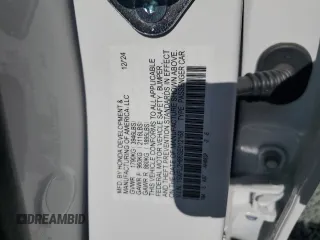 2025 Honda Civic Sport z VIN 19XFL2H86SE012168, wystawiony jako Copart lot #56833885 z przebiegiem 22 mil mil oraz Szkoda całkowita • Salvage title. Historia ofert i sprzedaży dostępna na DreamBid. Obrazek 12.