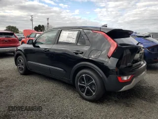 2025 Kia Niro LX with VIN KNDCP3LE6S5214451, listed as a Copart auction lot 81022254 with 15 mi miles and Clean Title. Bid and sale history available at carsss.com. Image 2.