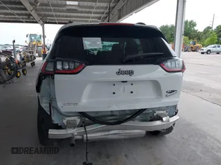 2022 Jeep Cherokee Latitude Lux z VIN 1C4PJLMXXND501689, wystawiony jako IAAI lot #42401720 z przebiegiem 34 037 mil mil oraz . Historia ofert i sprzedaży dostępna na DreamBid. Obrazek 17.