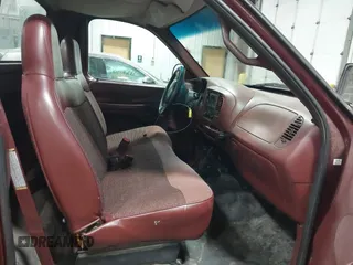 1998 Ford F-150 с VIN 2FTZF1826WCA72551, выставлен на аукционе IAAI как лот 42507399 с пробегом 200 692 миль миль и . История ставок и продаж доступна на DreamBid. Изображение 5.