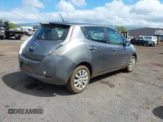 2015 Nissan LEAF SV with VIN 1N4AZ0CP5FC328708, listed as a IAAI auction lot 41679057 with 104,405 mi miles. Bid and sale history available at carsss.com. Image 4.