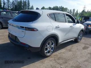 2024 Dodge Hornet R/T с VIN ZACPDFCWXR3A33544, выставлен на аукционе IAAI как лот 42399881 с пробегом 2 027 миль миль и . История ставок и продаж доступна на DreamBid. Изображение 4.