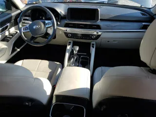 2020 Kia Telluride EX with VIN 5XYP3DHCXLG001439, listed as a Copart auction lot 56702845 with 136,799 mi miles and Clean title. Bid and sale history available at DreamBid. Image 8.