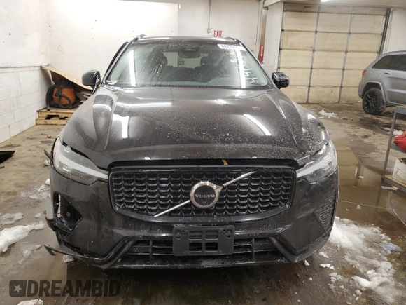 2023 Volvo XC60 Plus Dark Theme with VIN YV4L12RW6P1353437, listed as a Copart auction lot 44779165 with 20,910 mi miles and Salvage Title. Bid and sale history available at carsss.com. Image 5.