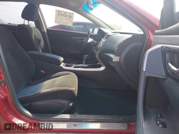 2014 Nissan Altima 2.5 with VIN 1N4AL3AP6EC422276, listed as a IAAI auction lot 41903972 with 170,295 mi miles. Bid and sale history available at carsss.com. Image 5.