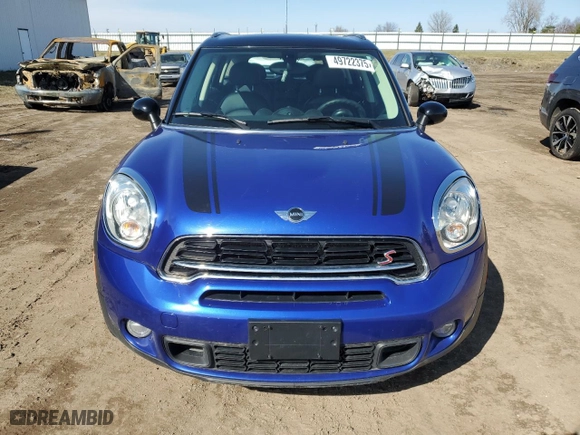 2015 MINI Cooper Countryman S with VIN WMWZC5C58FWP47318, listed as a Copart auction lot 49722375 with 141,955 mi miles and Clean Title. Bid and sale history available at carsss.com. Image 5.