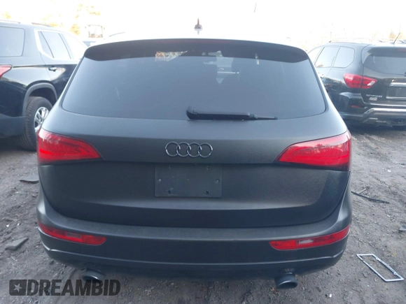 2014 Audi Q5 Premium Plus z VIN WA1LFAFP0EA014739, wystawiony jako IAAI lot #40776842 z przebiegiem 178 365 mil mil oraz . Historia ofert i sprzedaży dostępna na DreamBid. Obrazek 17.