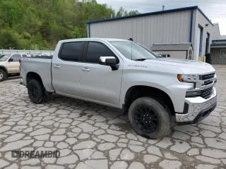 2020 Chevrolet Silverado 1500 LT with VIN 1GCPYDEK2LZ190442, listed as a Copart auction lot 46933745 with Not Provided miles and Salvage Title. Bid and sale history available at DreamBid. Image 4.