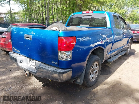 2008 Toyota Tundra 4WD Truck with VIN 5TBBV54198S492975, listed as a IAAI auction lot 42145763 with 281,934 mi miles. Bid and sale history available at carsss.com. Image 4.