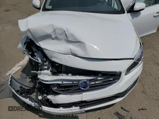 2017 Volvo S60 Inscription с VIN LYV402TKXHB147631, выставлен на аукционе Copart как лот 58393595 с пробегом 63 827 миль миль и Списание • Salvage title. История ставок и продаж доступна на DreamBid. Изображение 11.