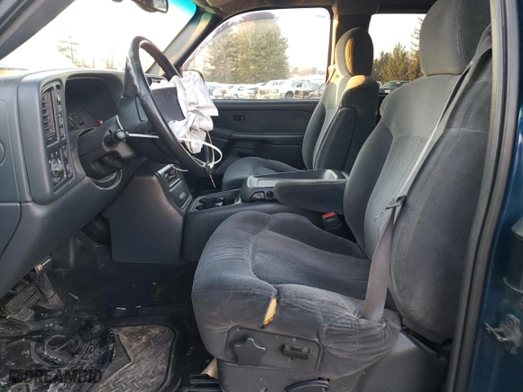 2002 Chevrolet Silverado 1500 LT with VIN 2GCEK19T621126101, listed as a Copart auction lot 88837745 with 233,776 mi miles and Salvage Title. Bid and sale history available at carsss.com. Image 7.