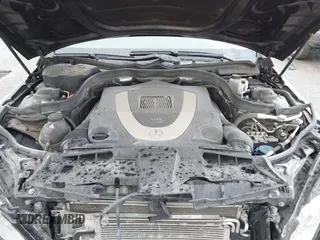 2010 Mercedes-Benz E 550 Luxury z VIN WDDHF7CB5AA069047, wystawiony jako IAAI lot #42111552 z przebiegiem 126 214 mil mil oraz . Historia ofert i sprzedaży dostępna na DreamBid. Obrazek 10.