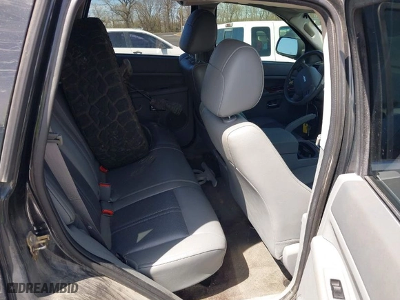 2005 Jeep Grand Cherokee Limited with VIN 1J4HR58295C610698, listed as a IAAI auction lot 41855202 with 161,695 mi miles. Bid and sale history available at carsss.com. Image 8.