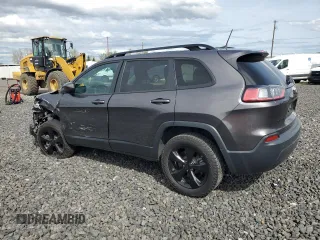 2020 Jeep Cherokee Altitude с VIN 1C4PJMLB9LD581981, выставлен на аукционе Copart как лот 52649955 с пробегом Не указан миль и Списание • Salvage title. История ставок и продаж доступна на DreamBid. Изображение 2.