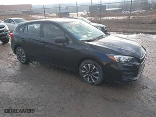 2018 Subaru Impreza with VIN 4S3GTAA66J3712737, listed as a IAAI auction lot 41685959 with 121,208 mi miles. Bid and sale history available at carsss.com. Image 1.