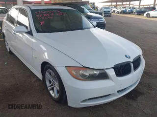 2007 BMW 3 Series 328i with VIN WBAVA33597KX79955, listed as a IAAI auction lot 41402094 with 270,345 mi miles. Bid and sale history available at carsss.com. Image 1.