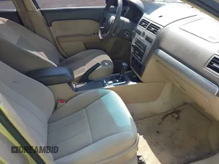 2006 Mercury Milan with VIN 3MEHM07116R633281, listed as a IAAI auction lot 42393137 with 102,806 mi miles and . Bid and sale history available at DreamBid. Image 5.