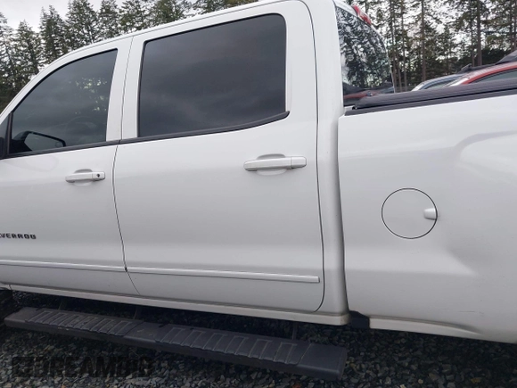 2017 Chevrolet Silverado 1500 LT with VIN 1GCUKREC1HF135337, listed as a IAAI auction lot 41267713 with 114,417 mi miles and . Bid and sale history available at DreamBid. Image 14.