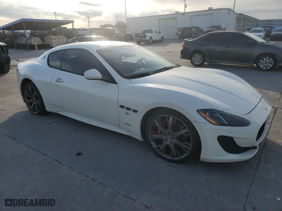 2016 Maserati GranTurismo MC with VIN ZAM45VLA0G0177478, listed as a Copart auction lot 78475284 with 0 mi miles and Salvage Title. Bid and sale history available at carsss.com. Image 4.