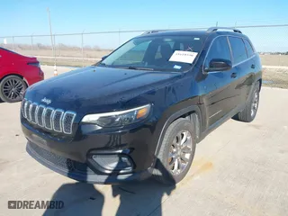 2019 Jeep Cherokee Latitude Plus with VIN 1C4PJLLB6KD249067, listed as a IAAI auction lot 41618590 with 176,445 mi miles. Bid and sale history available at carsss.com. Image 18.