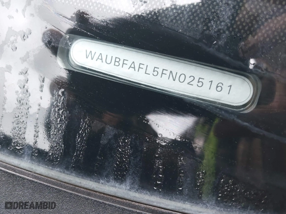 2015 Audi A4 Premium with VIN WAUBFAFL5FN025161, listed as a IAAI auction lot 38890494 with 1 mi miles. Bid and sale history available at carsss.com. Image 9.