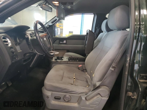2013 Ford F-150 XL z VIN 1FTFW1ET3DFD41316, wystawiony jako Copart lot #61506955 z przebiegiem 156 754 mil mil oraz Czysty tytuł • Clean title. Historia ofert i sprzedaży dostępna na DreamBid. Obrazek 7.