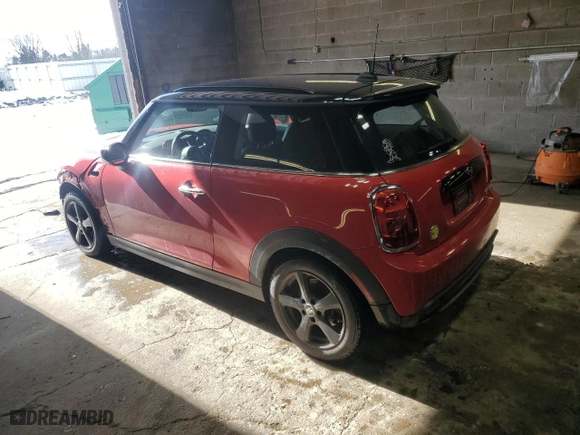 2022 MINI Hardtop 2 Door Cooper SE with VIN WMW13DJ0XN2S08025, listed as a Copart auction lot 43928135 with 28,542 mi miles and Salvage Title. Bid and sale history available at carsss.com. Image 2.