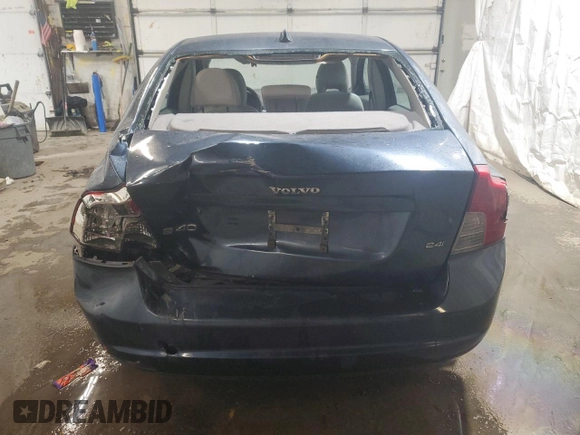 2008 Volvo S40 2.4L z VIN YV1MS382082405708, wystawiony jako Copart lot #42740235 z przebiegiem Nie podano mil oraz Szkoda całkowita • Salvage title. Historia ofert i sprzedaży dostępna na DreamBid. Obrazek 6.