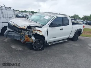 2008 Toyota Tundra 2WD Truck with VIN 5TFRU54158X010571, listed as a IAAI auction lot 41282112 with 204,256 mi miles. Bid and sale history available at carsss.com. Image 19.