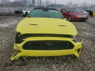 2021 Ford Mustang GT z VIN 1FA6P8CF7M5108554, wystawiony jako Copart lot #47706165 z przebiegiem 44 841 mil mil oraz Szkody całkowita. Historia ofert i sprzedaży dostępna na DreamBid. Obrazek 5.