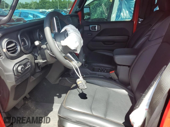 2024 Jeep Wrangler Sahara z VIN 1C4PJXEG6RW266773, wystawiony jako Copart lot #53257415 z przebiegiem 9 655 mil mil oraz Szkoda całkowita • Salvage title. Historia ofert i sprzedaży dostępna na DreamBid. Obrazek 7.