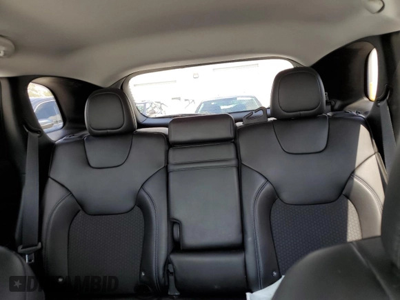 2019 Jeep Cherokee Latitude Plus with VIN 1C4PJLLX7KD109850, listed as a Copart auction lot 44535675 with 27,110 mi miles and Non Repairable. Bid and sale history available at DreamBid. Image 10.