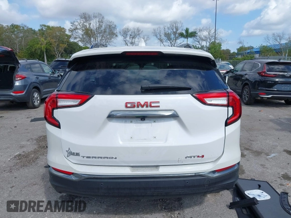 2024 GMC Terrain AT4 with VIN 3GKALYEG4RL380612, listed as a IAAI auction lot 41579408 with 9,739 mi miles and . Bid and sale history available at carsss.com. Image 16.