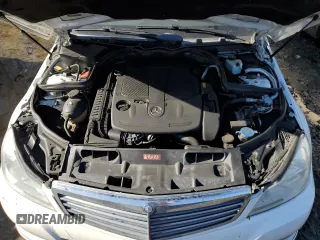2013 Mercedes-Benz C 300 Sport с VIN WDDGF8AB0DR289190, выставлен на аукционе Copart как лот 43130315 с пробегом 167 032 миль миль и Списание • Salvage title. История ставок и продаж доступна на DreamBid. Изображение 11.