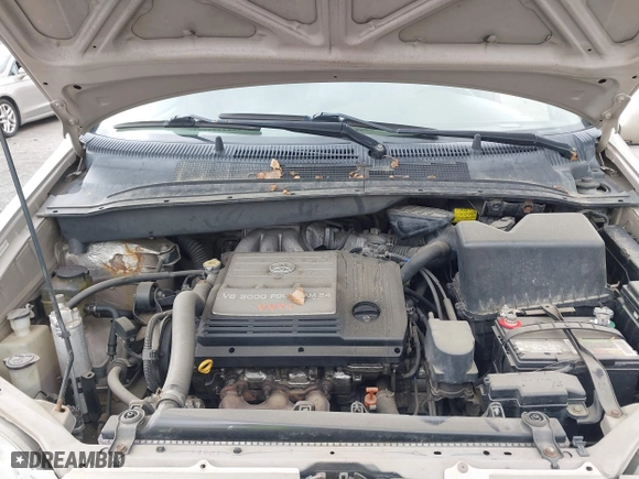 2003 Toyota Sienna LE with VIN 4T3ZF13C03U534780, listed as a IAAI auction lot 41886108 with 191,791 mi miles. Bid and sale history available at carsss.com. Image 10.