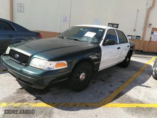 2010 Ford Police Interceptor with VIN 2FABP7BV1AX131372, listed as a IAAI auction lot 41501557 with 131,632 mi miles. Bid and sale history available at carsss.com. Image 2.